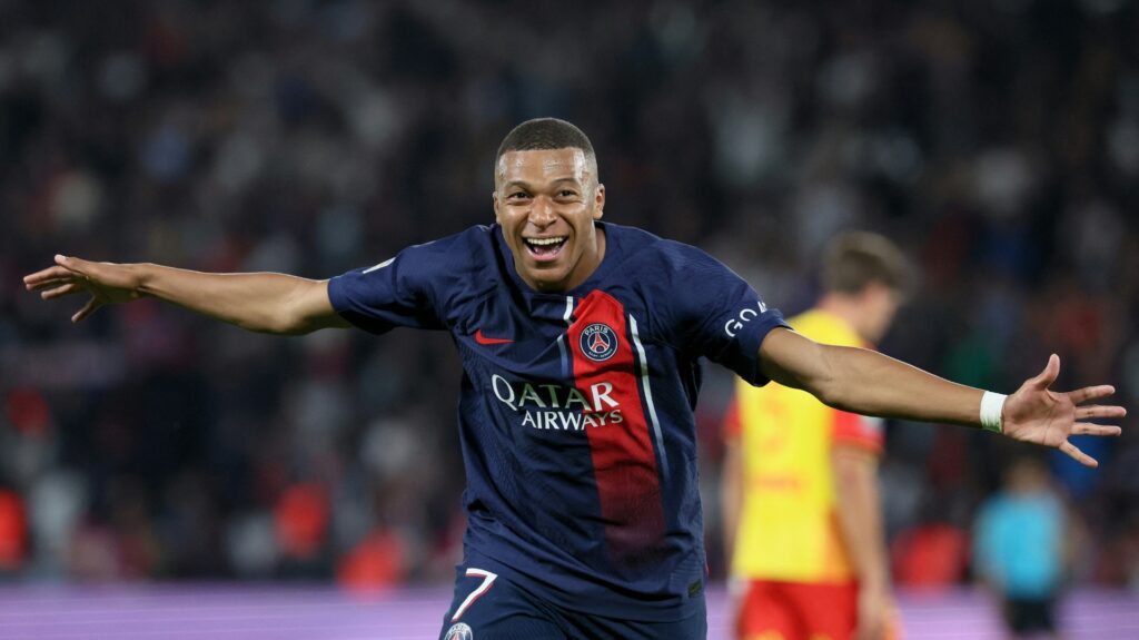 Bild: Kylian Mbappe trifft beim Sieg von PSG