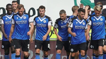 Arminia Bielefeld gewinnt gegen Unterhaching