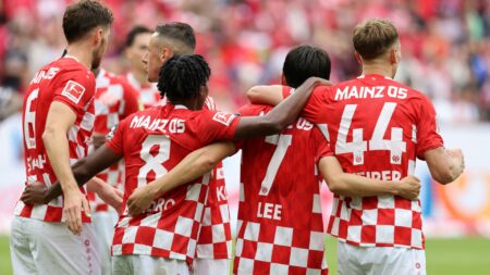Bild: Mainz verabschiedet sich von Südtribüne © AFP/SID/DANIEL ROLAND