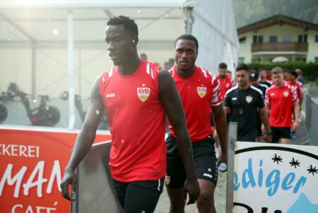 Bild: Silas (v.) und Zagadou (h.) drohen in Köln auszufallen (© IMAGO/Pressefoto Rudel/Herbert Rudel/SID/IMAGO/)