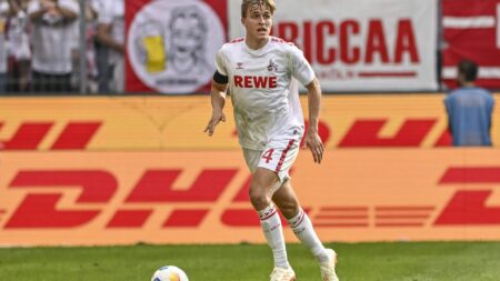 Foto: Timo Hübers FC Köln © IMAGO/Horst Mauelshagen/SID