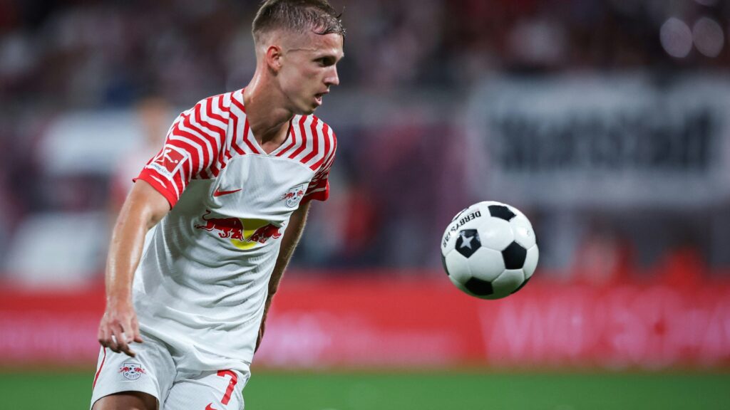 Bild: Olmo wohl wieder eine Option für den RB-Kader (© AFP/SID/RONNY HARTMANN)