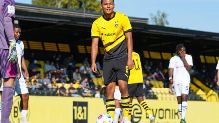 Bild: Vorerst suspendiert: Dortmunds Brunner (© IMAGO/SID/IMAGO/Patrick Ahlborn)