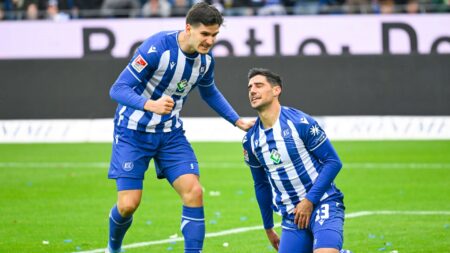 Bild: Der Karlsruher SC spielt remis (© IMAGO/Eibner-Pressefoto/Silas Schuelle/IMAGO/Eibner-Pressefoto/Silas Schuelle)