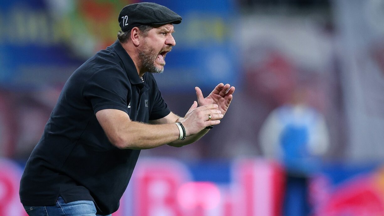 Offenbar nicht mehr beim FC: Trainer Steffen Baumgart (© AFP/SID/Ronny Hartmann)