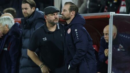 Bild: Baumgart (l.) und der FC holen Punkt gegen Mainz (© FIRO/SID)