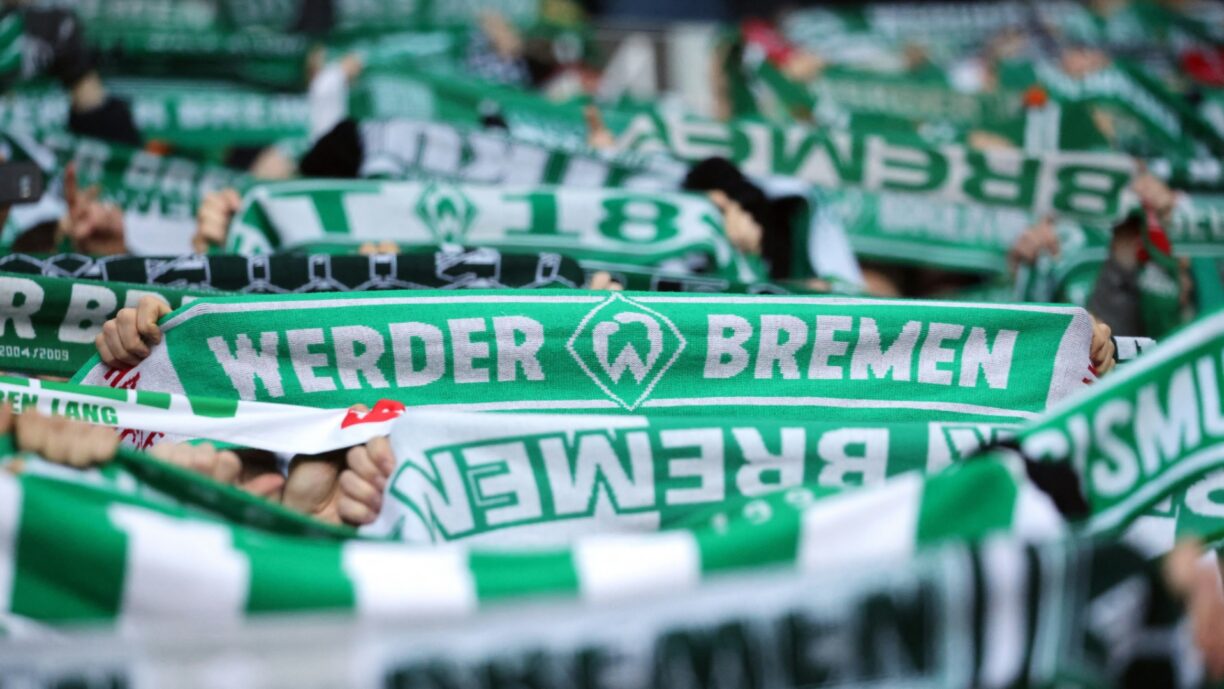 Bild: Die Werder-Fans planen eine große Choreo (© AFP/SID/FOCKE STRANGMANN)