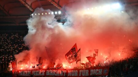 Bayern-Fans im Stadio Olimpico in Rom (© AFP/SID/ALBERTO PIZZOLI)