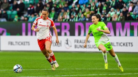 Frauen-Bundesliga: Wolfsburg gegen Bayern