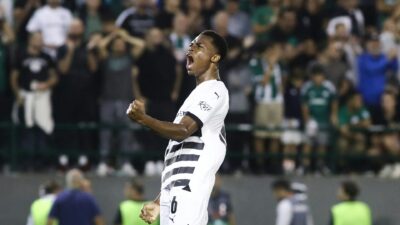 Leverkusen verpflichtet Abwehrspieler Belocian