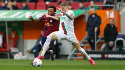 Nach Einreise-Ärger: FCA-Profis fliegen nicht nach Südafrika