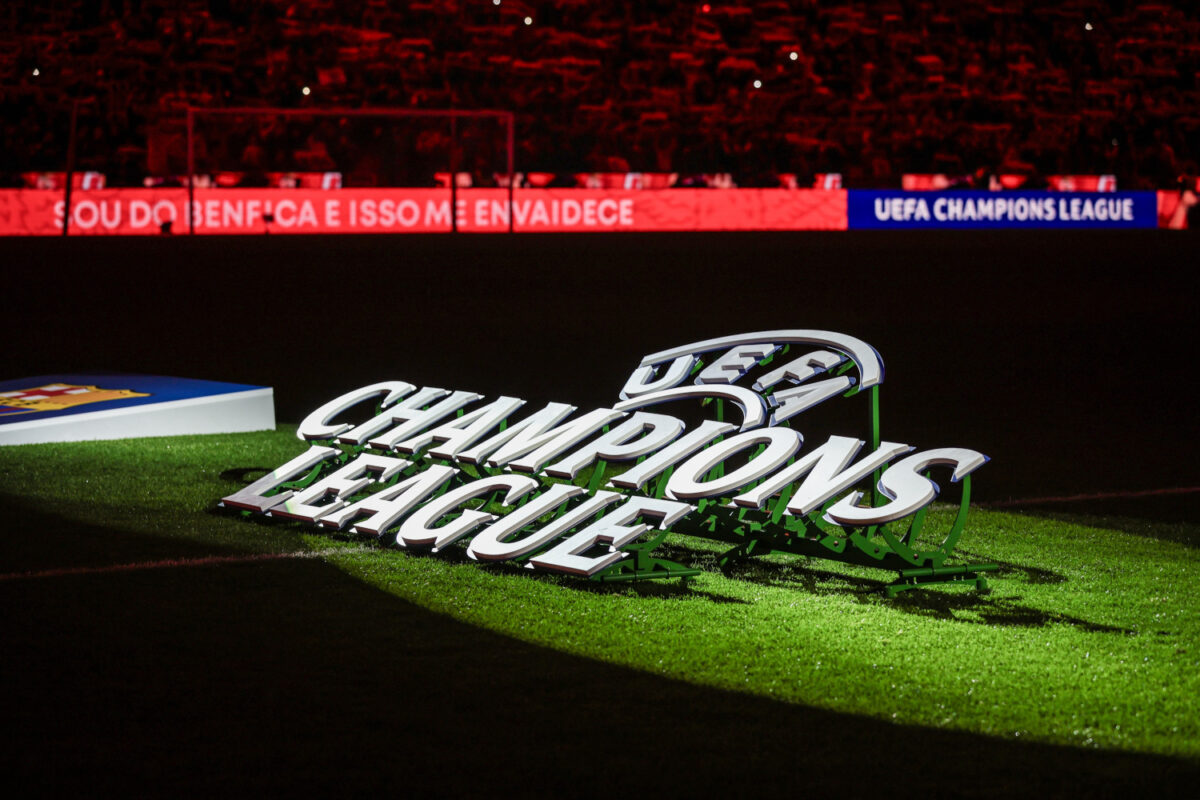 wer spielt heute um 21 uhr in der champions league