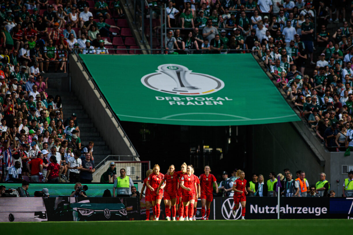 DFB-Pokal der Frauen: Alle Spiele vom Achtelfinale am Sonntag heute live DFB-Pokal Frauen