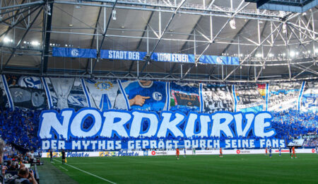 Schalke holt Punkt gegen Bayern München – Elversberg gewinnt in Gladbach Fans Schalke 04